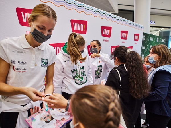 VIVO_1104_Pszczółki AZS.jpg