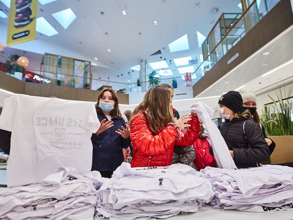 VIVO_1004_Pszczółki AZS.jpg