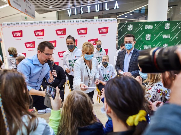 VIVO_1024_Pszczółki AZS.jpg