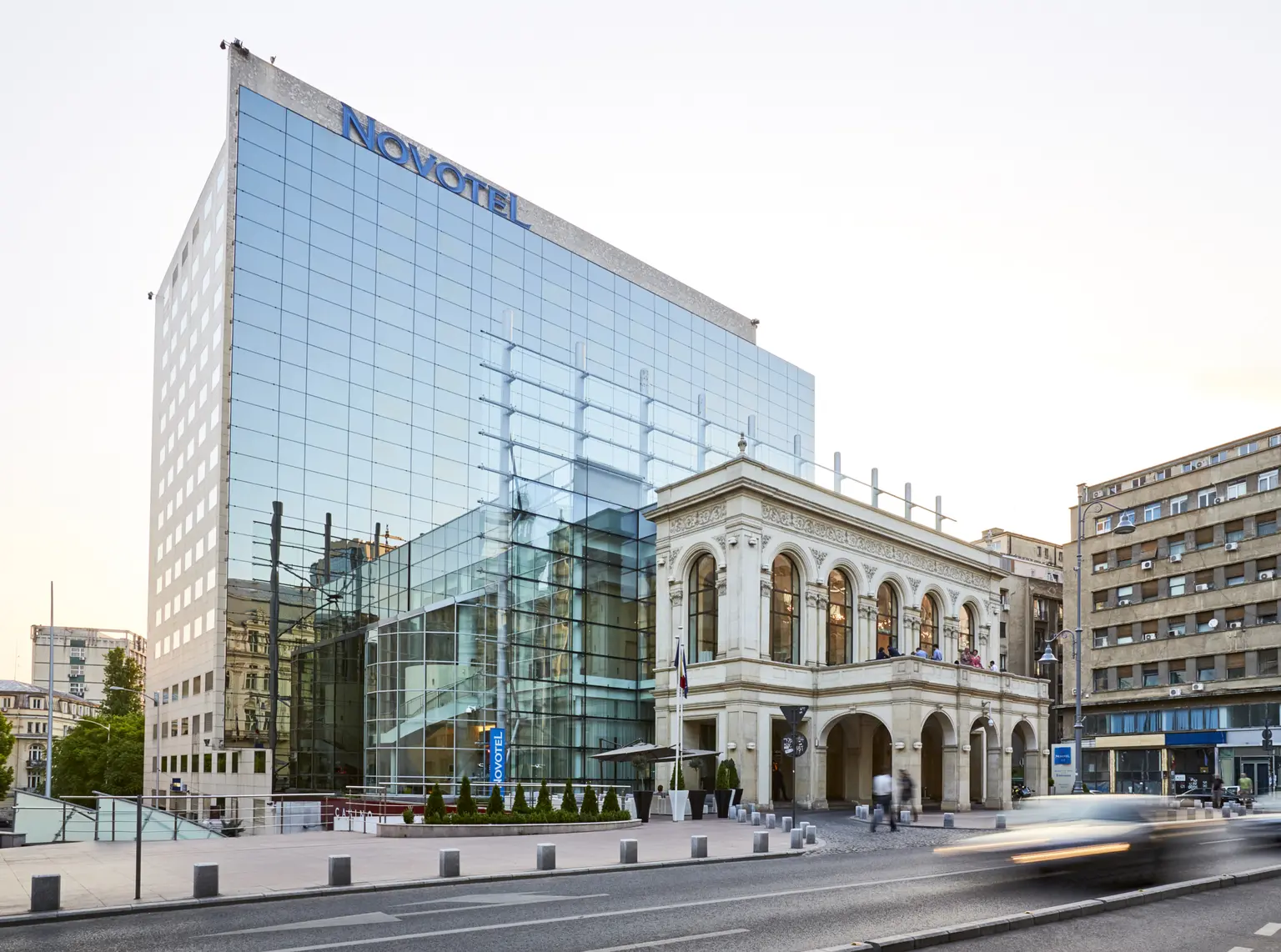 RO_Bukarest_Novotel_c_Richard_Reinalter_10.jpg