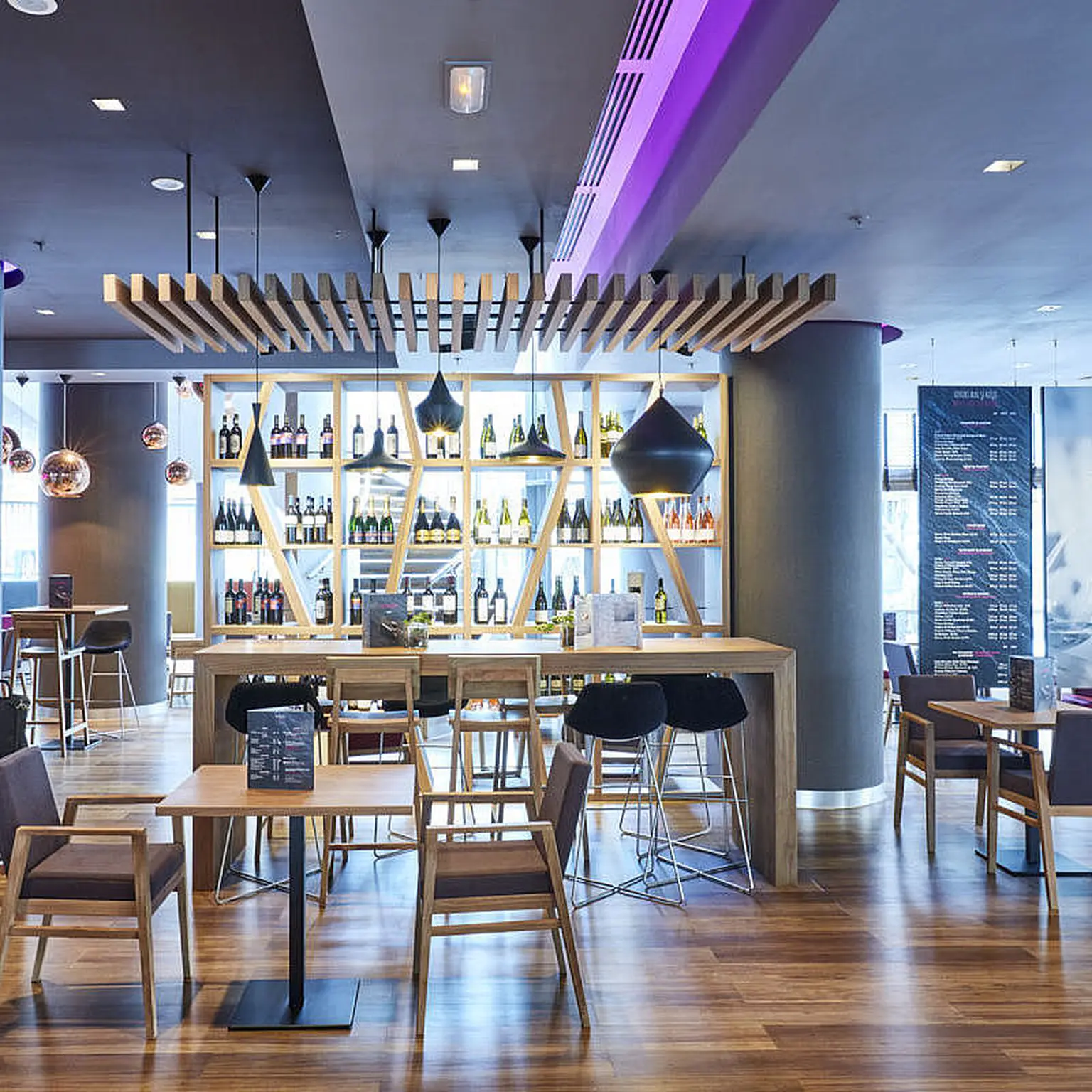RO_Bukarest_Novotel_c_Richard_Reinalter_11_c6347562a4.jpg
