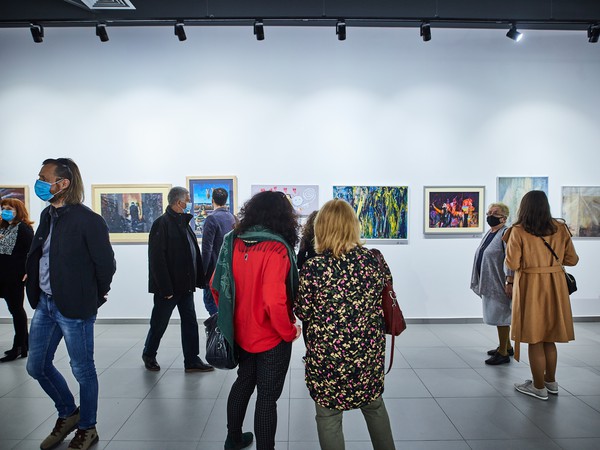 VIVO_1325_Wystawa dla Ukrainy-kopia.jpg