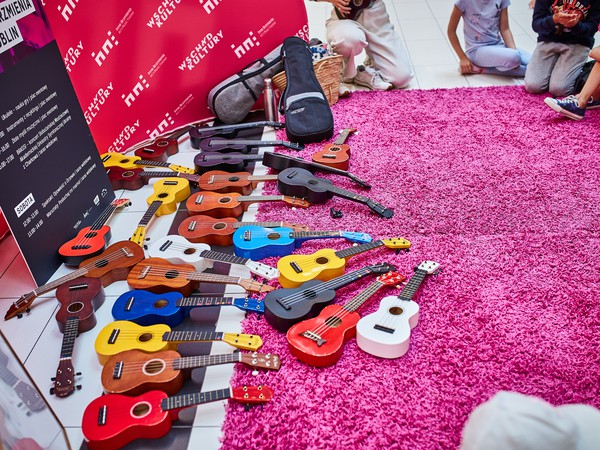 VIVO_3002_Dzień I - Ukulele.jpg