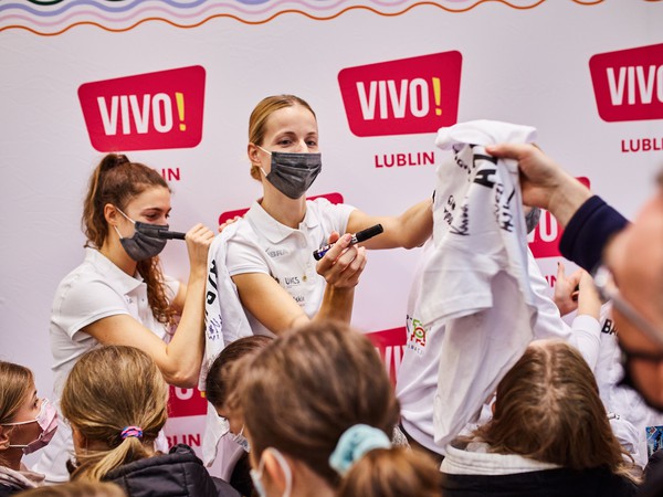 VIVO_1079_Pszczółki AZS.jpg