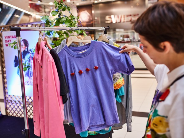 VIVO_1101_Vintage Day.jpg