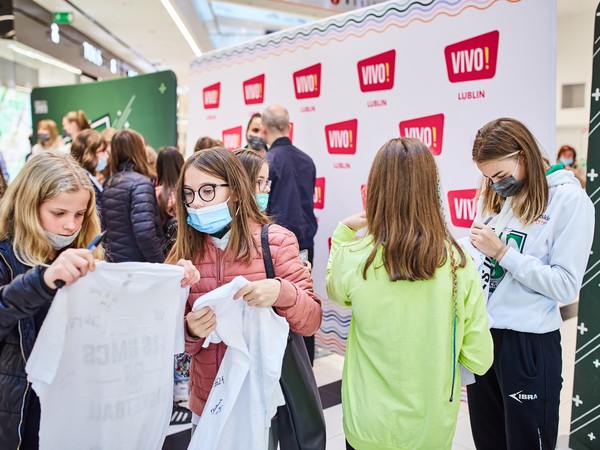 VIVO_1102_Pszczółki AZS.jpg