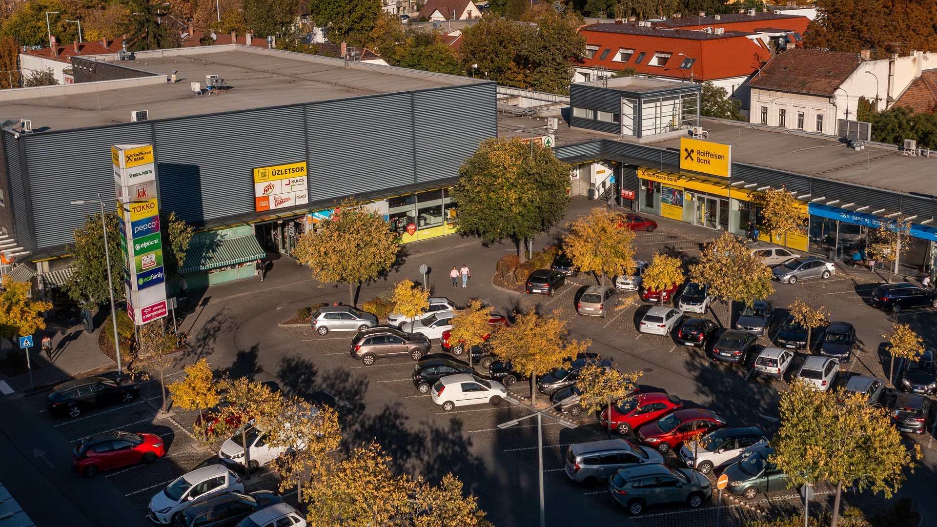 HU_BudapestUjpest_Spotli