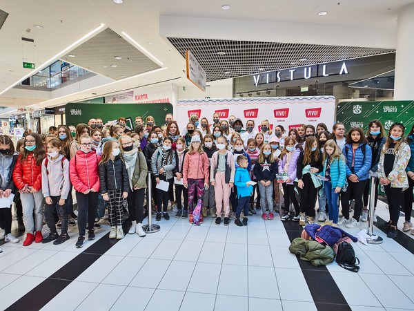 VIVO_1050_Pszczółki AZS.jpg