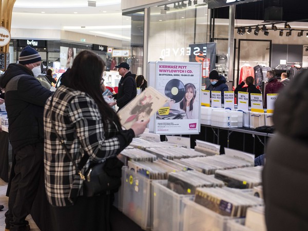 kiermasz płyt (10).jpg