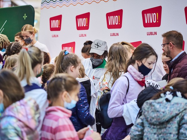 VIVO_1068_Pszczółki AZS.jpg