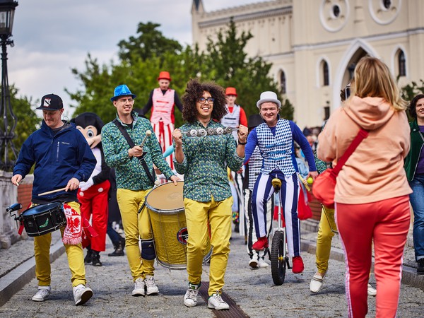 VIVO_1137_Dzień Dziecka Artyści Cyrkowi.jpg
