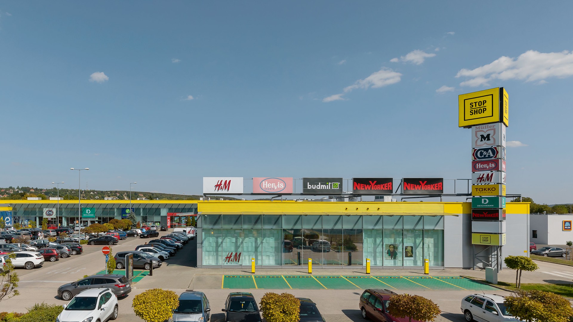 STOP SHOP Gödöllő.jpg