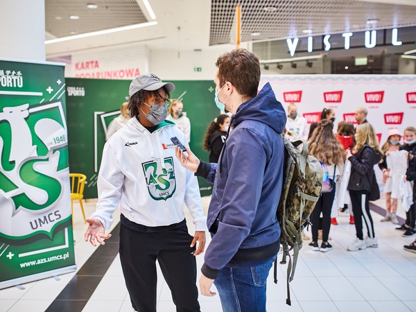 VIVO_1100_Pszczółki AZS.jpg