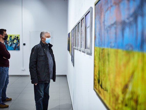 VIVO_1328_Wystawa dla Ukrainy-kopia.jpg