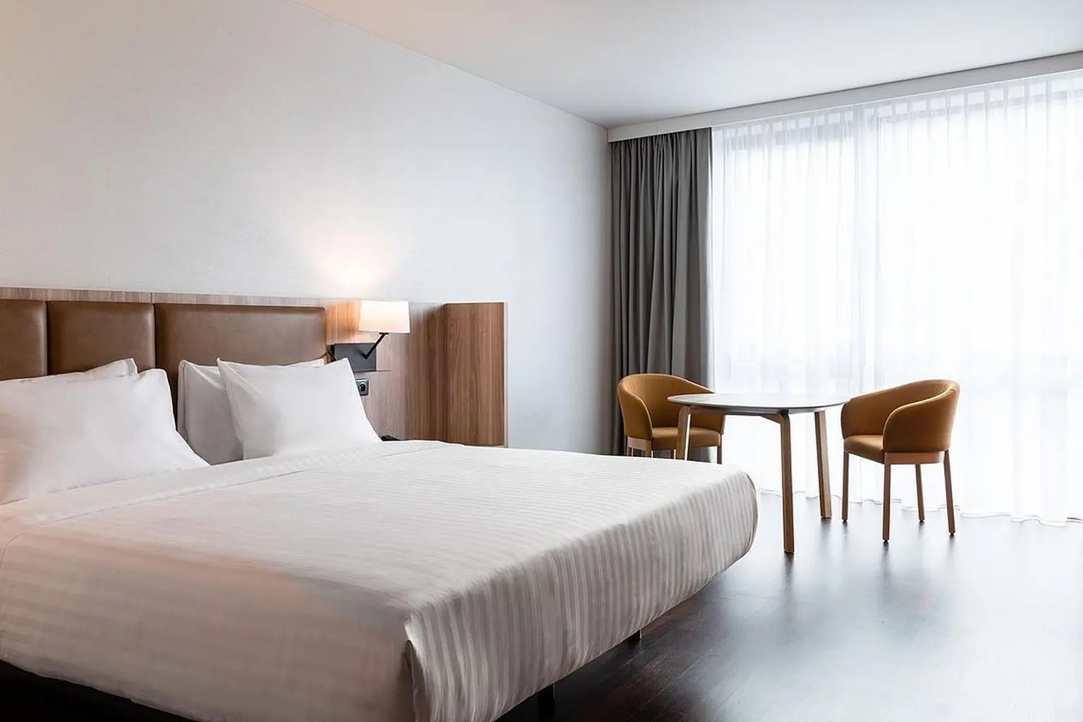 csm_AC-Hotel-Bratislava-Old-Town-Room-1590x1060-c-Legend-Hotels-sro_56637487f4.jpg
