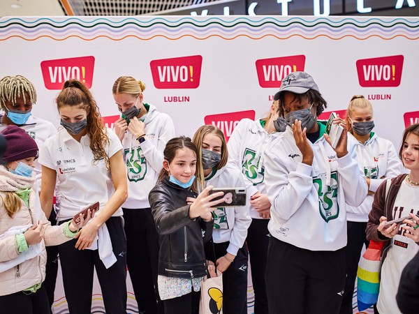 VIVO_1056_Pszczółki AZS.jpg