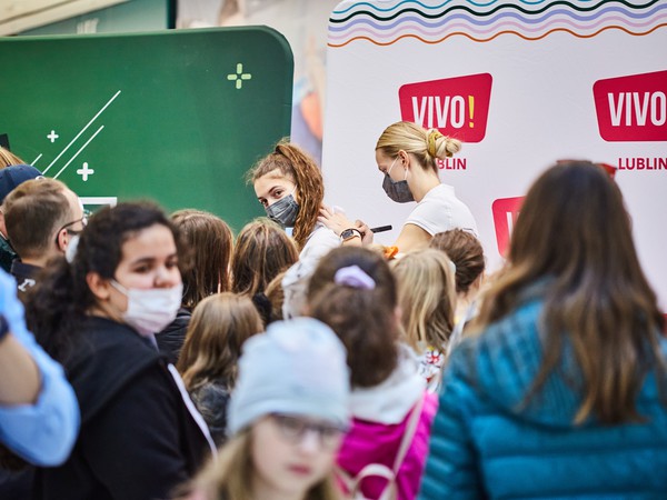 VIVO_1070_Pszczółki AZS.jpg