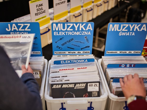 VIVO_1030_Giełda Płyt.jpg