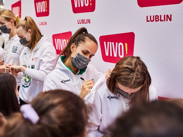 VIVO_1084_Pszczółki AZS.jpg