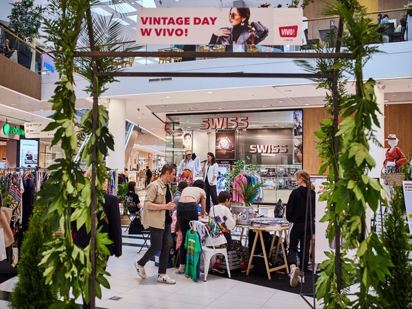 VIVO_1019_Vintage Day.jpg