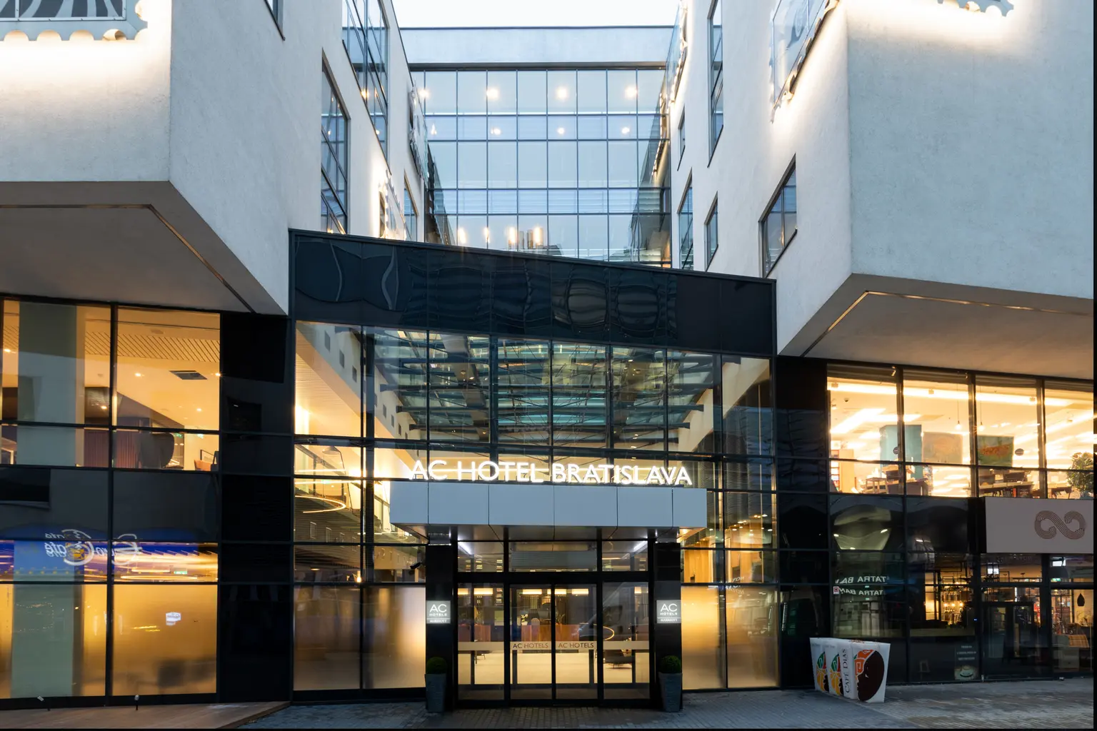 AC-Hotel-Bratislava-Old-Town-outdoor-c-Legend-Hotels-sro.jpg