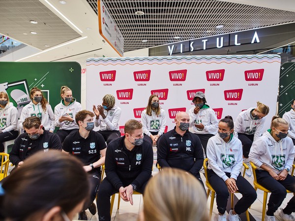 VIVO_1048_Pszczółki AZS.jpg