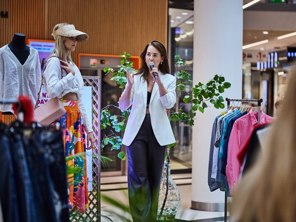 VIVO_1035_Vintage Day.jpg