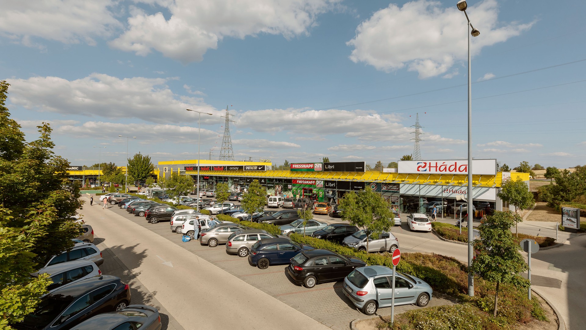 STOP SHOP Veszprém.jpg
