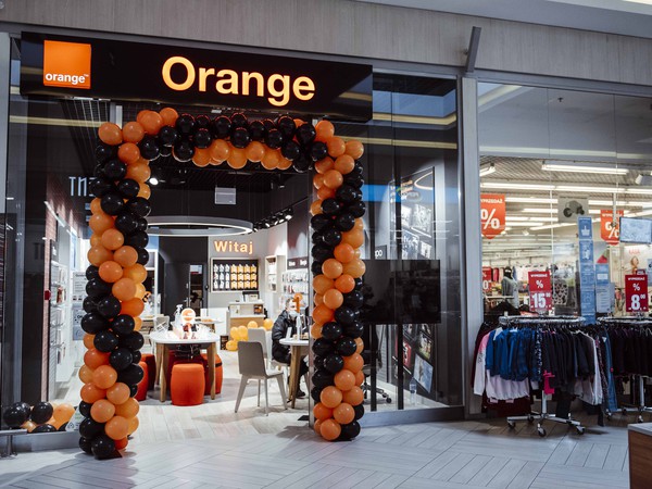 ORANGE (2).jpg