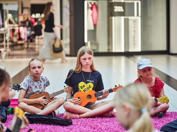 VIVO_3009_Dzień I - Ukulele.jpg