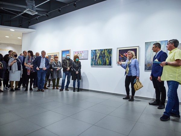 VIVO_1343_Wystawa dla Ukrainy-kopia.jpg