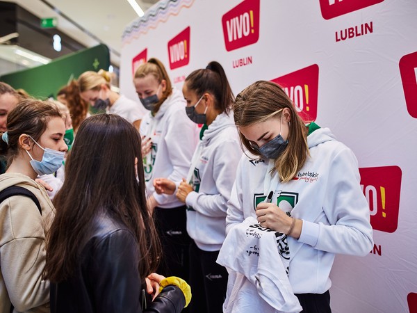 VIVO_1088_Pszczółki AZS.jpg