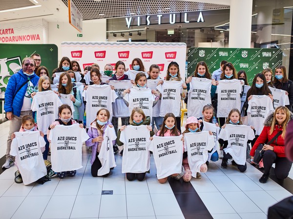 VIVO_1006_Pszczółki AZS.jpg