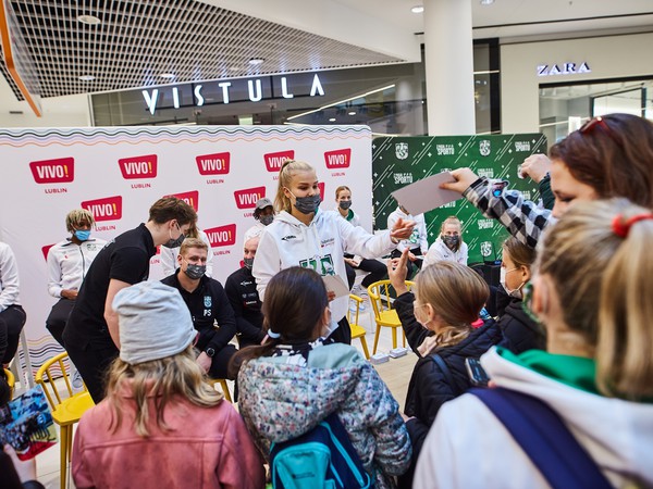 VIVO_1038_Pszczółki AZS.jpg