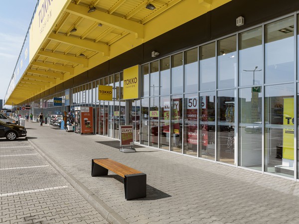 94338_STOP SHOP_Presov_Outdoor_1 (1).jpg