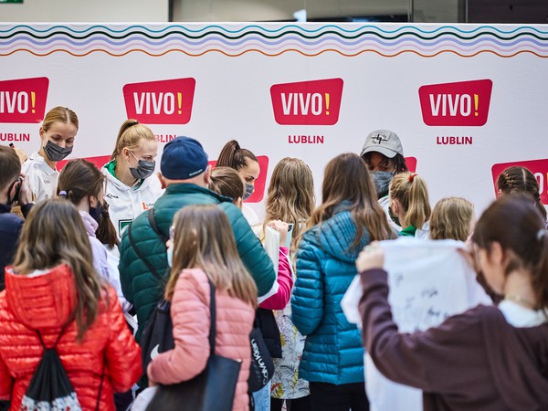 VIVO_1071_Pszczółki AZS.jpg