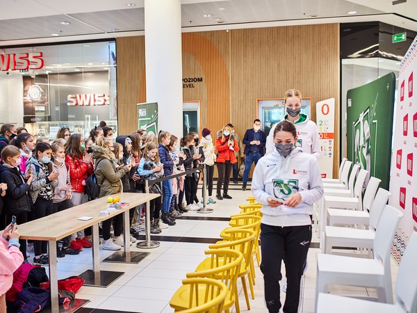 VIVO_1012_Pszczółki AZS.jpg