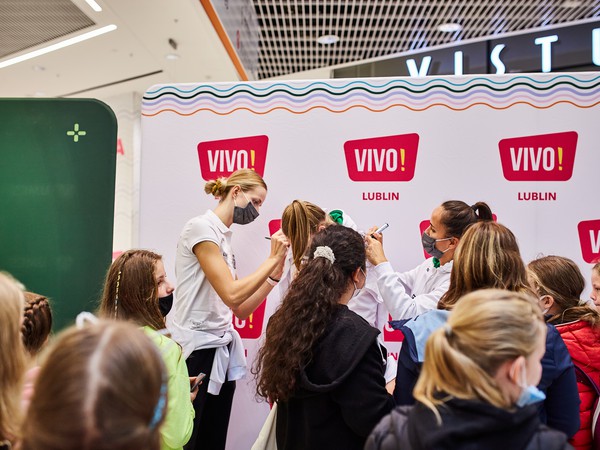 VIVO_1103_Pszczółki AZS.jpg