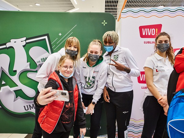 VIVO_1063_Pszczółki AZS.jpg